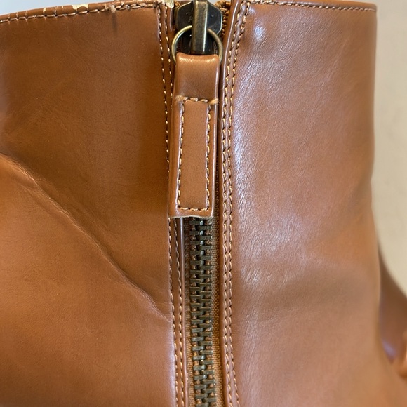 LOFT wedge boots ✨ - Picture 5 of 9